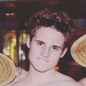 Meet your Posher, Thomas